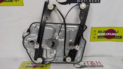 2010 - 2013 Nissan Dualis I J10 Ti SUV Left Front Window Regulator/Motor - image 1 of 4