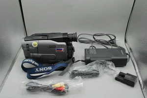 Sony Handycam CCD-TRV41 Video8 Camcorder - Tested & Working - Picture 1 of 21