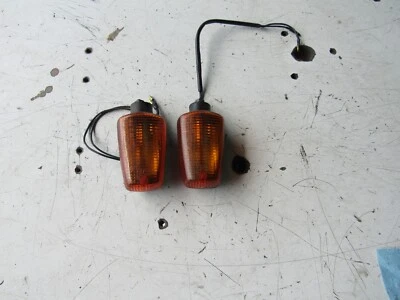 Yamaha Radian YX600 YX 600 1986 señales de giro traseras Foto 1 de 4