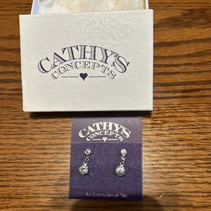 Cathy’s Concepts Over/ Crystal Post - Picture 1 of 2