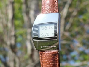 Junghans Mega 1 – 26/0011.010 - Nahezu perfekter Zustand - Bild 1 von 24
