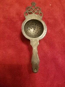 Vintage Loose Tea Bag Strainer Basket SilverPlate Spoon and Bowl for Mug Cup - Picture 1 of 11