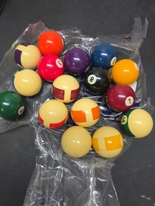 Juego de bolas de billar no estoy seguro de su nombre - Imagen 1 de 5