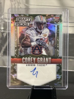 2015 Panini Prizm Collegiate Draft Picks - Corey Grant #170 Camo Prizm /199 - Image 1 of 2
