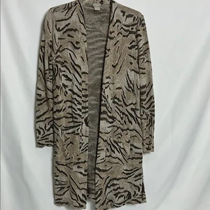 Chico’s women’s size medium lightweight long animal print cover sweater top - Picture 1 of 11