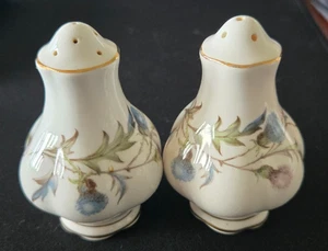 Royal Albert Brigadoon Salz & Pfefferstreuer Set Streuer Distel - Bild 1 von 5