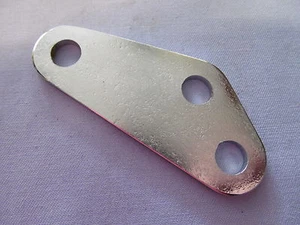 06-1722 NORTON COMMANDO REVERSE CONE SILENCER MOUNTING BRACKET x 2 - Picture 1 of 1