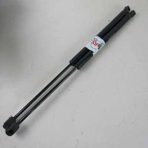 Pistoncini bagagliaio baule 81770-1G000  Kia Rio Mk2 2005-2011 usati (51665) - Foto 1 di 1