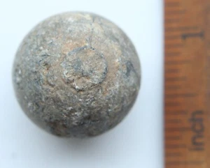 Antiguas Reliquias Excavadas Era de la Guerra Civil Guerra de Crimea Gran Redonda Metralla Bala 24 mm - Imagen 1 de 7