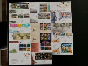 GREAT BRITAIN 2004 17 x DIFFERENT COMMEMORATIVE INC 5 x M/S FIRST DAY COVERS - Picture 1 of 3