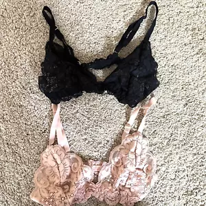Set di 2 ballette in pizzo elasticizzate Victoria's Secret We are Hot as Hell HAH XS - Foto 1 di 3