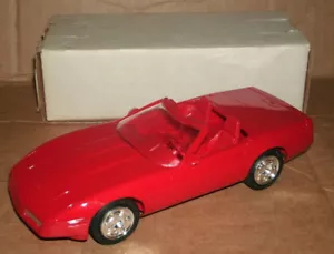 1/25 Scale 1990 Chevy C4 Corvette Convertible Plastic Promo Car - AMT/Ertl 6044 - Picture 1 of 9