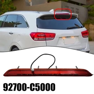 Feu stop arrière compatible pour Kia Sorento avec numéro OEM 92700 C5000 - Picture 1 of 9