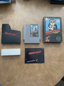 Hogan's Alley NES Nintendo 1985 Black Box Zapper CIB Complete in Box
