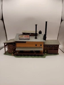 Diorama vintage scala HO fabbrica costruzione corona sottaceto lavori layout treno - Foto 1 di 11