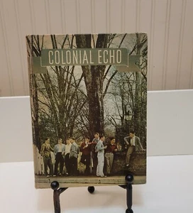 Collegio di Guglielmo e Maria Classe del 1949 Annuario Coloniale Eco Williamsburg VA - Foto 1 di 12