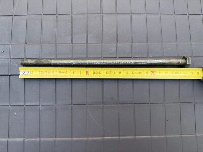 Perno Motore/telaio/blocco Motore Per Piaggio Lunghezza 245 Mm - Spessore 10 Mm - Immagine 1 di 2