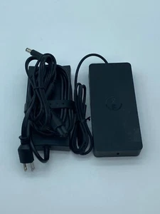 READ Dell Universal Docking Station D6000 USB Thunderbolt W/ 130W AC - Picture 1 of 9