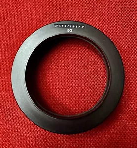 Hasselblad C50mm f4 hood (67mm) Very Good To Excellent Condition! - Picture 1 of 4