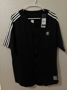 Schwarzes drei Streifen Adidas Trikot Ball Trikot Kurzarm Herren L " - Bild 1 von 2