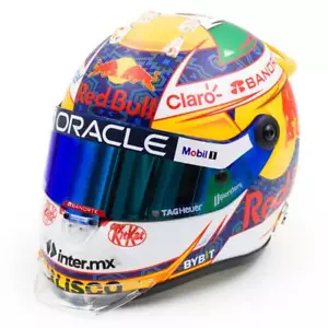 Sergio Pérez Miniature Formel 1 2024 1:2 - Picture 1 of 1