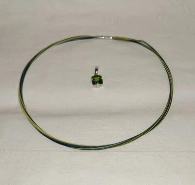 Pierre Lang Halsreif mit Anhänger 18 Stränge Grün Töne L: 42 cm - Bild 1 von 4