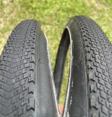 Pirelli Cinturato Gravel H, 700x40C, Folding, Tubeless Ready, PAIR - Image 1 of 3