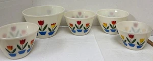Vintage Fire King Hocking Tulpe verschachtelte Rührschüsseln; Menge 5 - Bild 1 von 24
