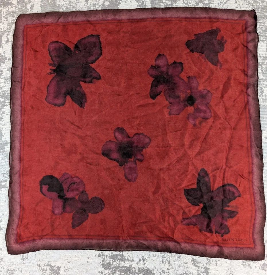 Bufanda cuadrada de seda para mujer Ellen Tracy roja púrpura 21x21 en floral transparente Foto 1 de 4