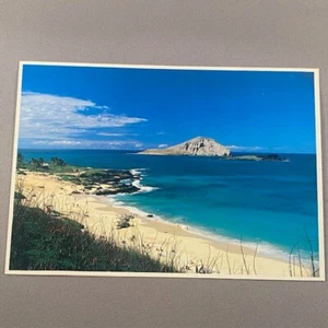 Vtg Makapuu Beach, Oahu Hawaii Postcard Unposted ~ Pineapple Prints V. Carmona - Picture 1 of 2
