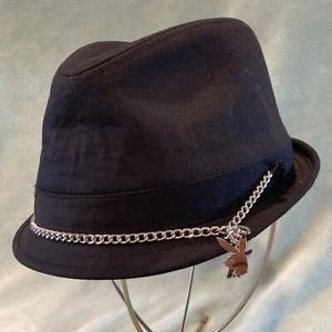Sombrero Fedora Playboy Bunny Algodón Negro con Dije Corazón Estrella Plateada Conejito Talla L/XL - Imagen 1 de 10