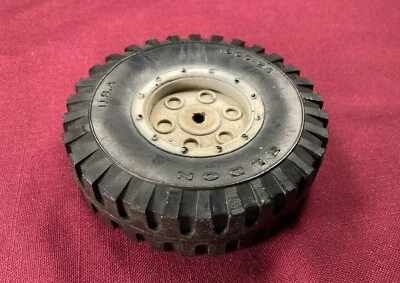 Neumático de rueda de camión de juguete de plástico grande vintage Eldon Toys 4" de diámetro 1" de ancho piezas Foto 1 de 4