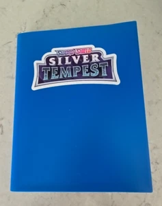 Silver Tempest Pokemon Binder Juego Base Completo con Holo Inverso - 320 Cartas - Imagen 1 de 22