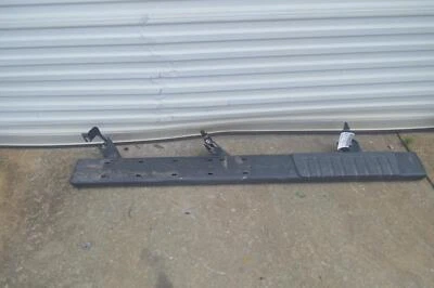 Chevy Silverado 1500 2014-2019 estribo lado izquierdo del conductor placa de escalón OEM Foto 1 de 4