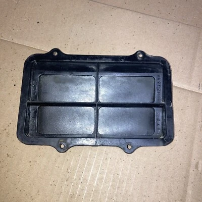 1989 1990 91 1992 Ford Ranger Explorer BRONCO II PASSENGER DOOR LOWER VENT FLAP Foto 1 de 3