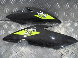 Panel de carenado de radiador lateral de carbono OEM Triumph SPEED TRIPLE 1050 RS 2018 a 2019 - Imagen 1 de 18