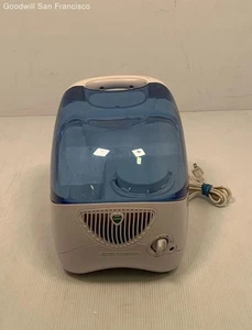 Vicks V3100 Cool Mist 1.0 Gallon Corded Humidifier Blue White - Picture 1 of 10