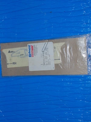 Jeep Grand Cherokee 1994 95 96 LH panel QT trasero calcomanía 4x4 #5EH11PA1 OEM NOS Foto 1 de 3