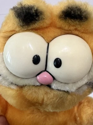 Pequeño peluche de peluche de colección Garfield Dakin 1981 adorable juguete de coleccionista Foto 1 de 4