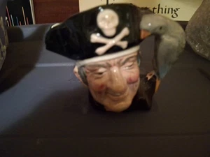 Royal Doulton: 4" Tall Toby Jug - LONG JOHN SILVER no chips / cracks - Picture 1 of 3