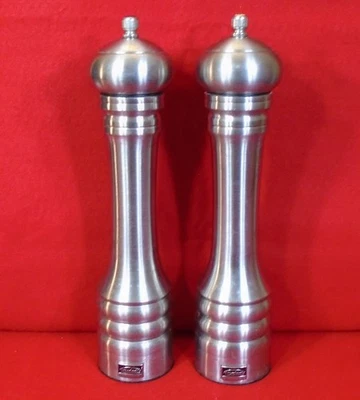 Molinillo de sal Trudeau Professional 12" cepillo de acero inoxidable molinillo de pimienta Foto 1 de 3