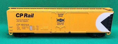 Walthers - CP Rail Canadian Pacific - 50' FGE Insulated Box car Yellow -HO SCALE - Image 1 of 4
