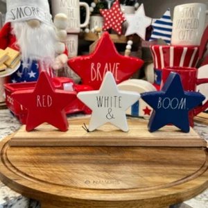 Mesa Rae Dunn Rojo Blanco y Boom Patriótico Decoración - Imagen 1 de 5