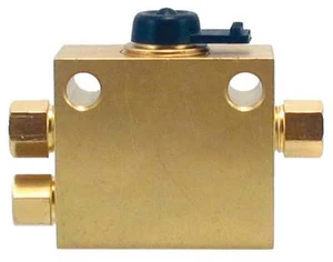 Universal Front Brake Hold Off Metering Valve Ford GMC Hot Rod 3/8 INF 3/16 Line - Foto 1 di 2