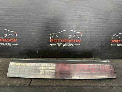 84-88 PONTIAC FIERO PASAJERO LADO DERECHO LUZ TRASERA LÁMPARA Foto 1 de 4