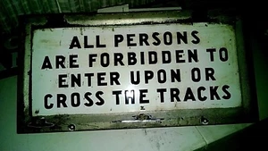 NY NYC SUBWAY SIGN PORCELAIN PERSONS FORBIDDEN TO ENTER TRACKS URBAN WALL ART - Picture 1 of 8