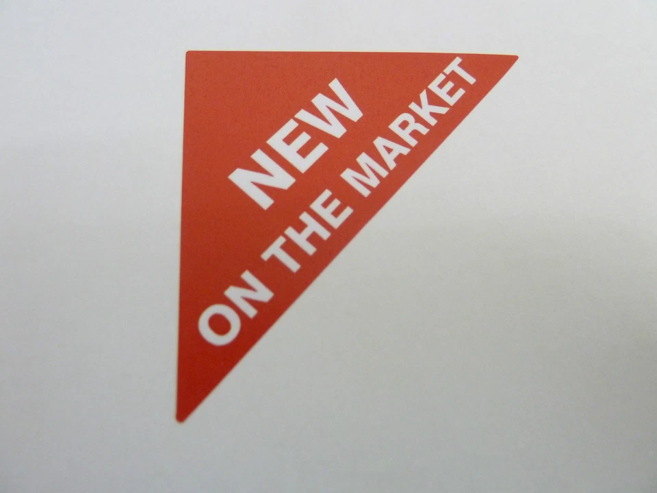 Property Ventas Etiquetas Rojo Pequeño Triángulos Inmuebles Y Alquileres Agentes - Imagen 1 de 1