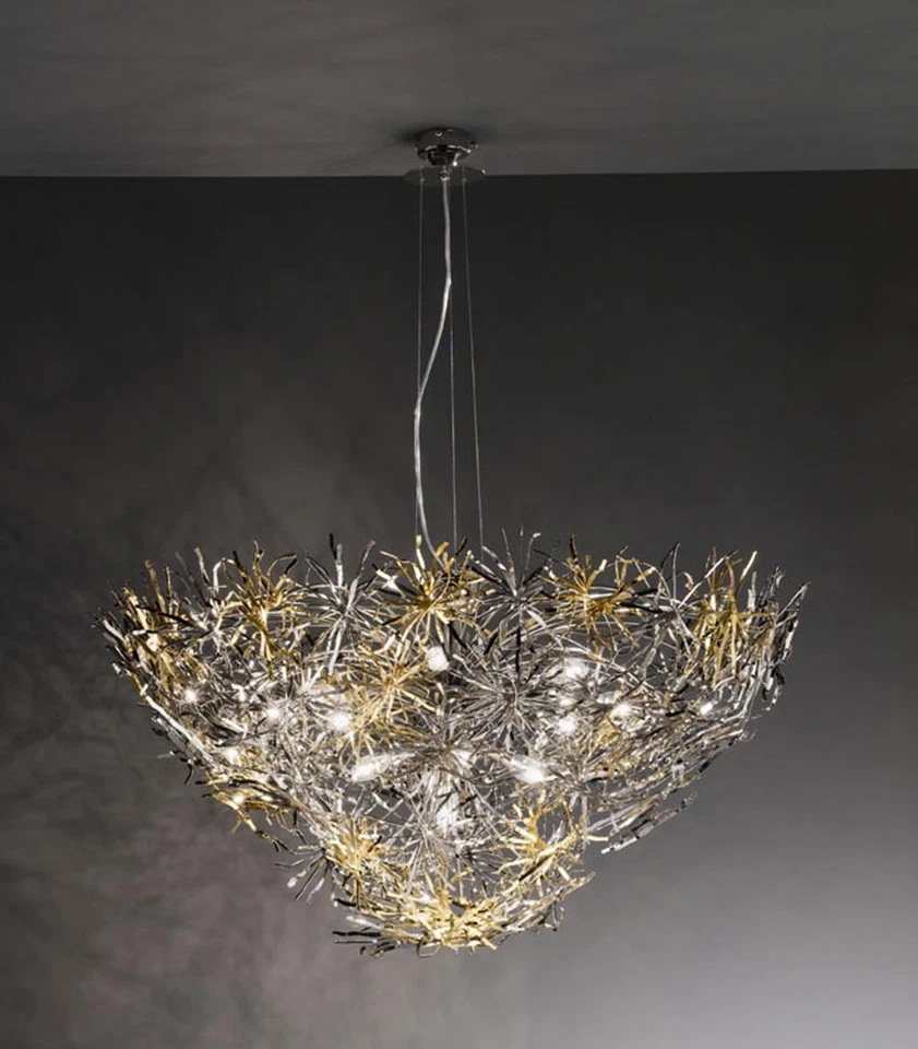 Lampadario a sospensione classico in metallo cromato argento oro  - Immagine 1 di 1