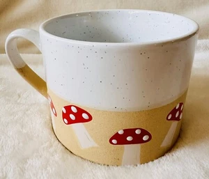 Mushroom Coffee Tea Cup Ceramic Mug/handmade - Picture 1 of 3