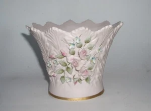 Vintage Lefton China Pink Bud Vase with Hand Painted Applied Flowers Japan #1183 - Picture 1 of 9